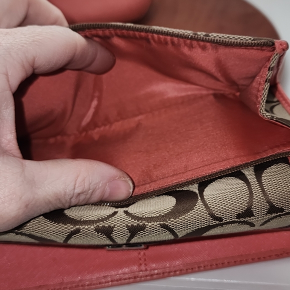 Coach Park Signature Coral Tote Canvas & Coral Leather Trim F23279 & F49165 - Picture 7 of 14